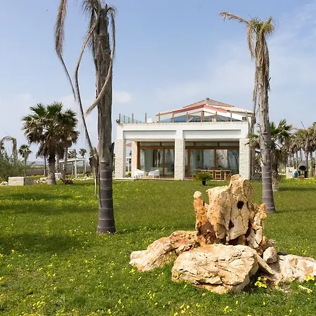 Guest house Lalena's Garden 3*